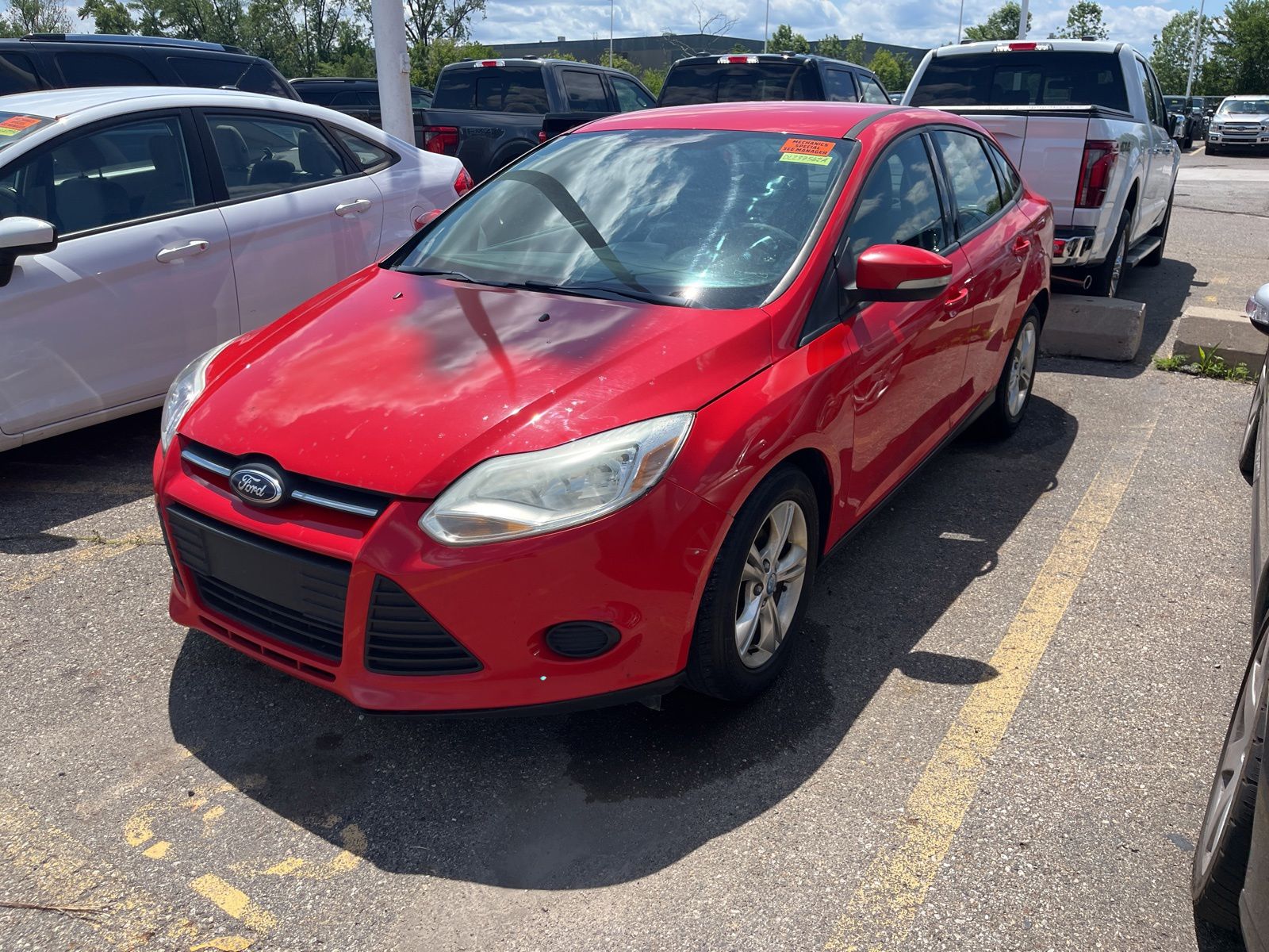 Used 2013 Ford Focus SE with VIN 1FADP3F26DL237562 for sale in Sterling Heights, MI