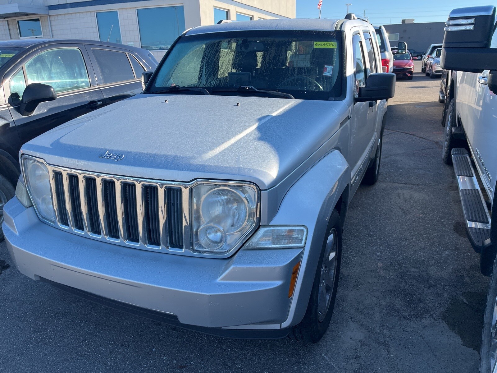 2010 Jeep Liberty Limited photo 2