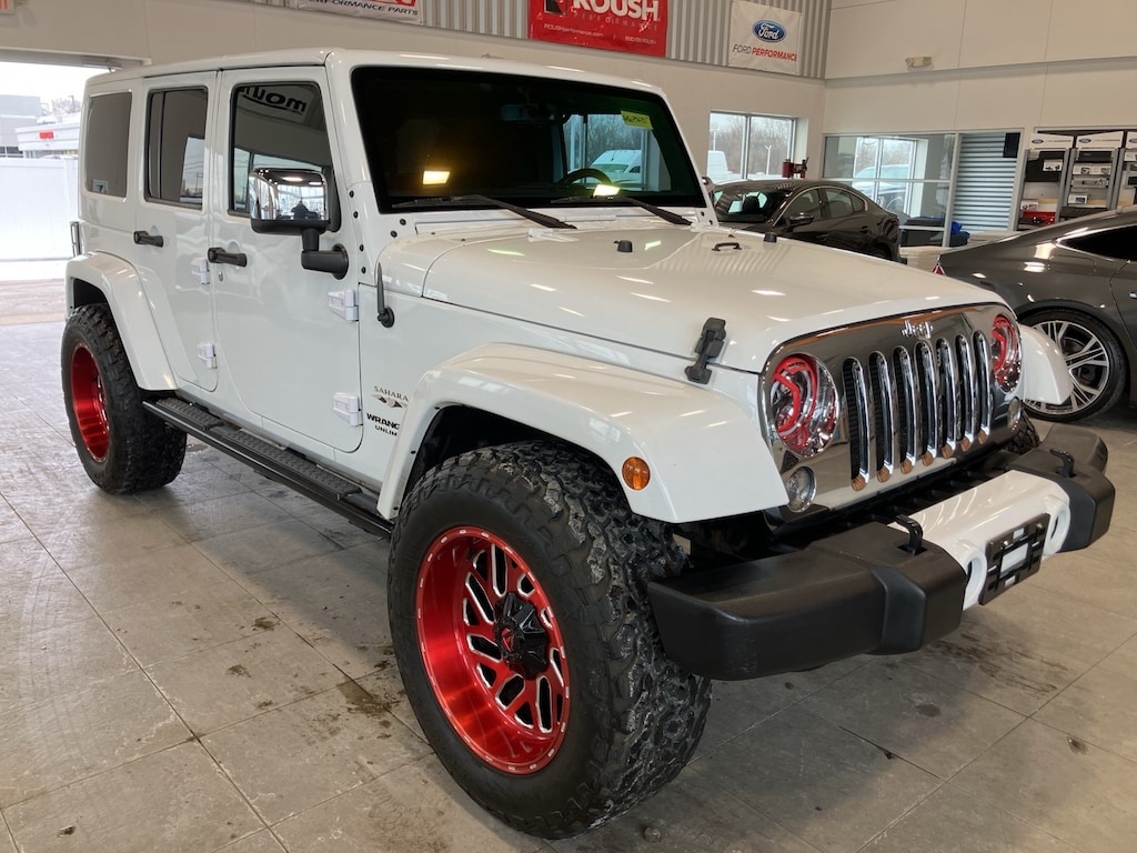 Used 2016 Jeep Wrangler Unlimited Sahara SUV