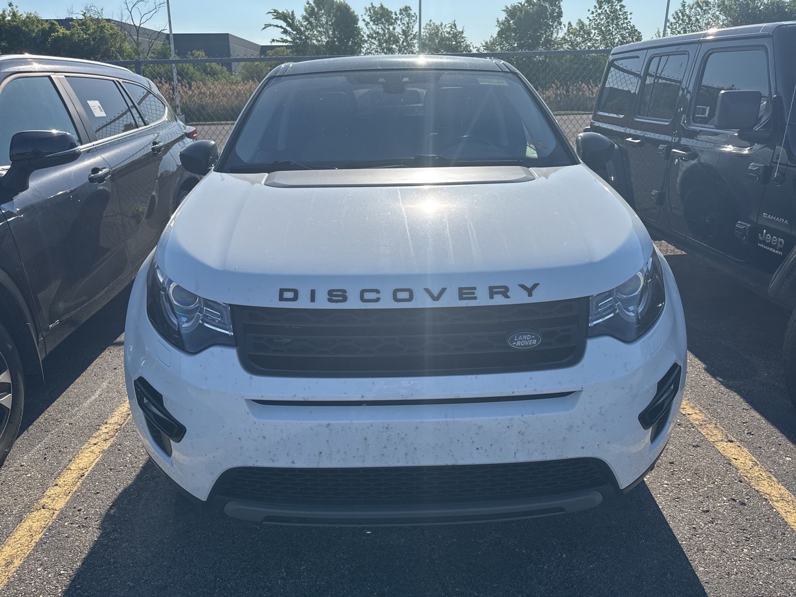 Thumbnail: 2019 Land Rover Discovery Sport - 25