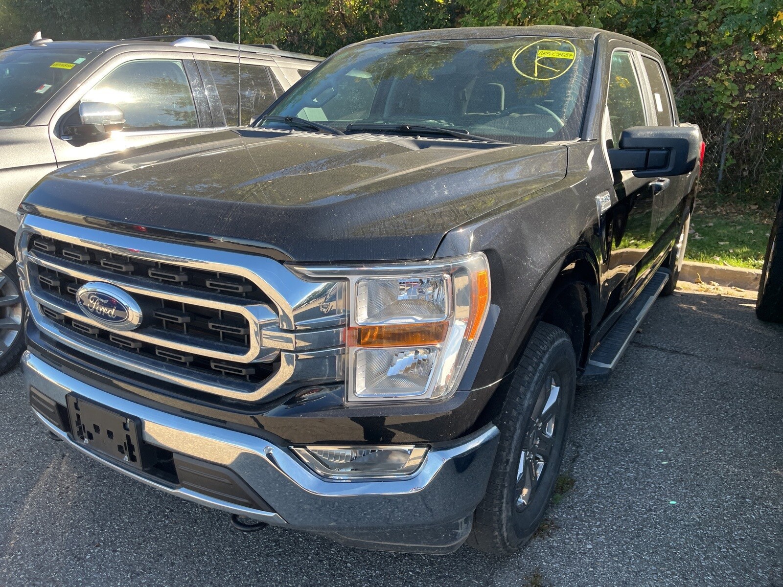 2023 Ford F-150 XLT photo 2
