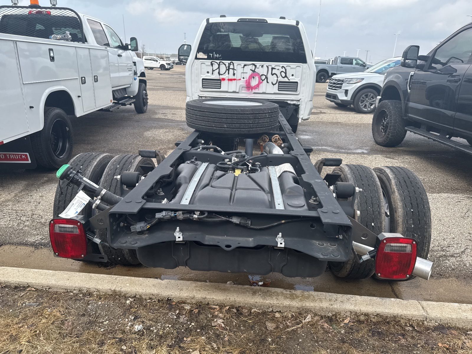 Thumbnail: 2023 Ford F-450 - 8