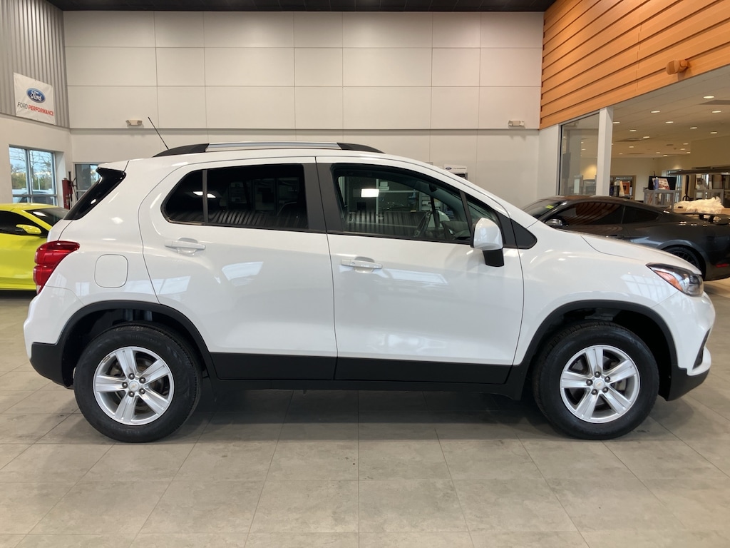 Used 2022 Chevrolet Trax LT SUV