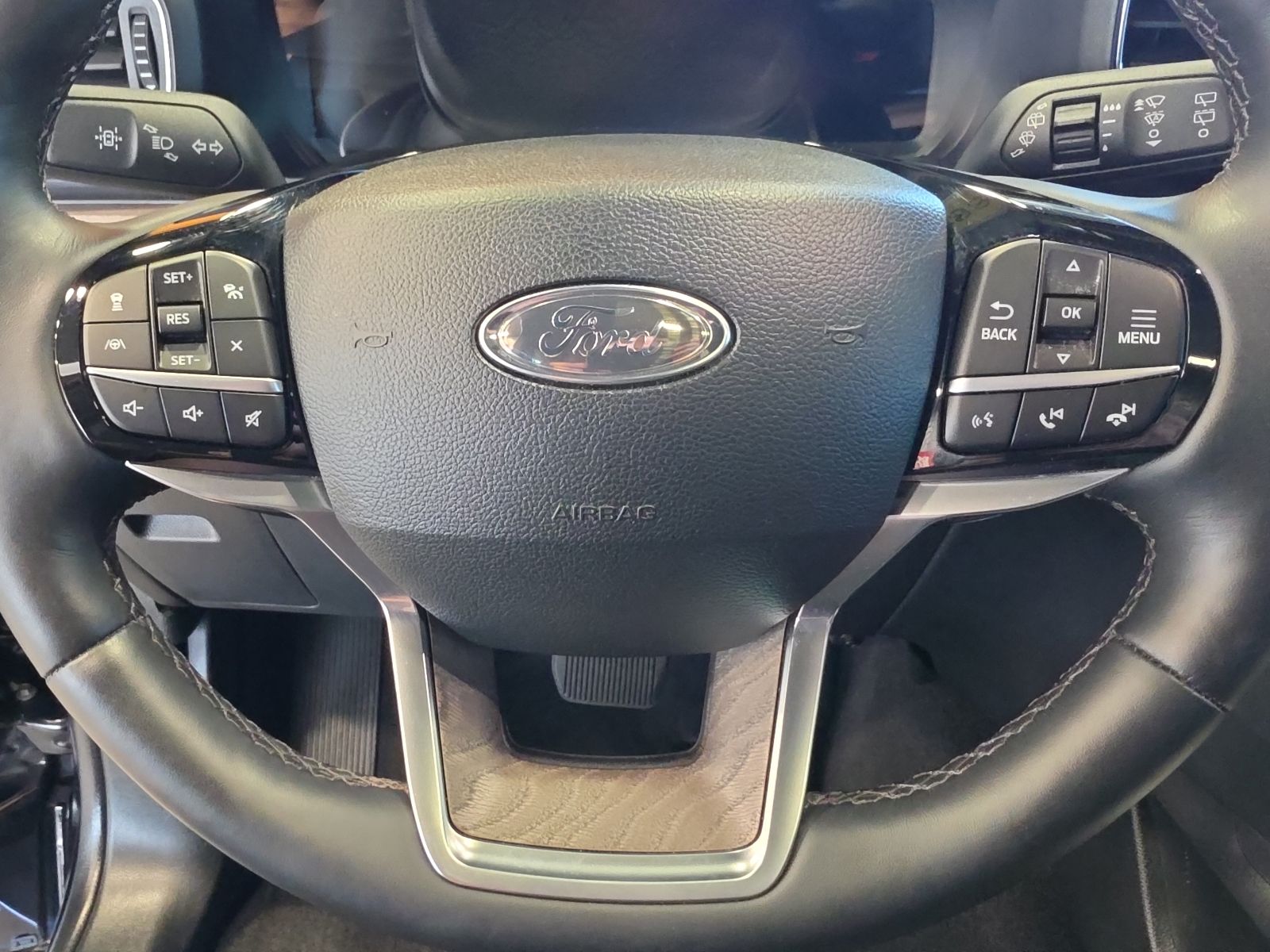Thumbnail: 2023 Ford Explorer - 24
