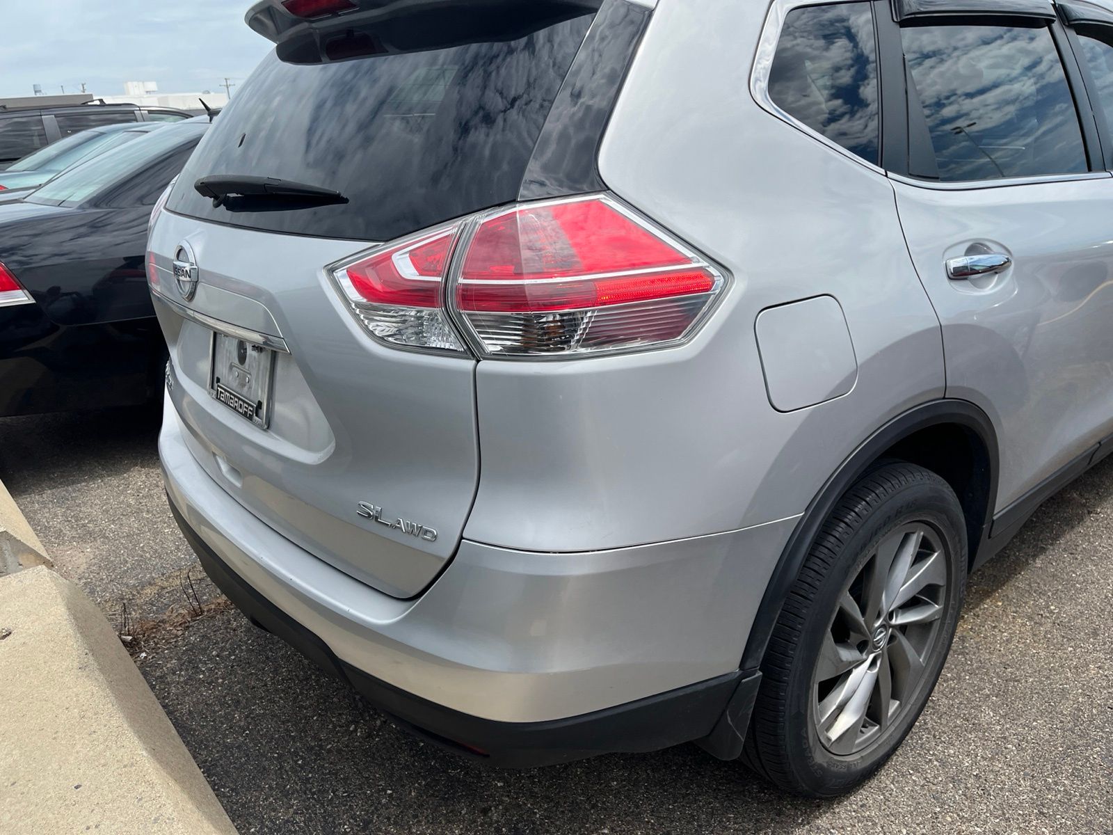 Thumbnail: 2015 Nissan Rogue - 14