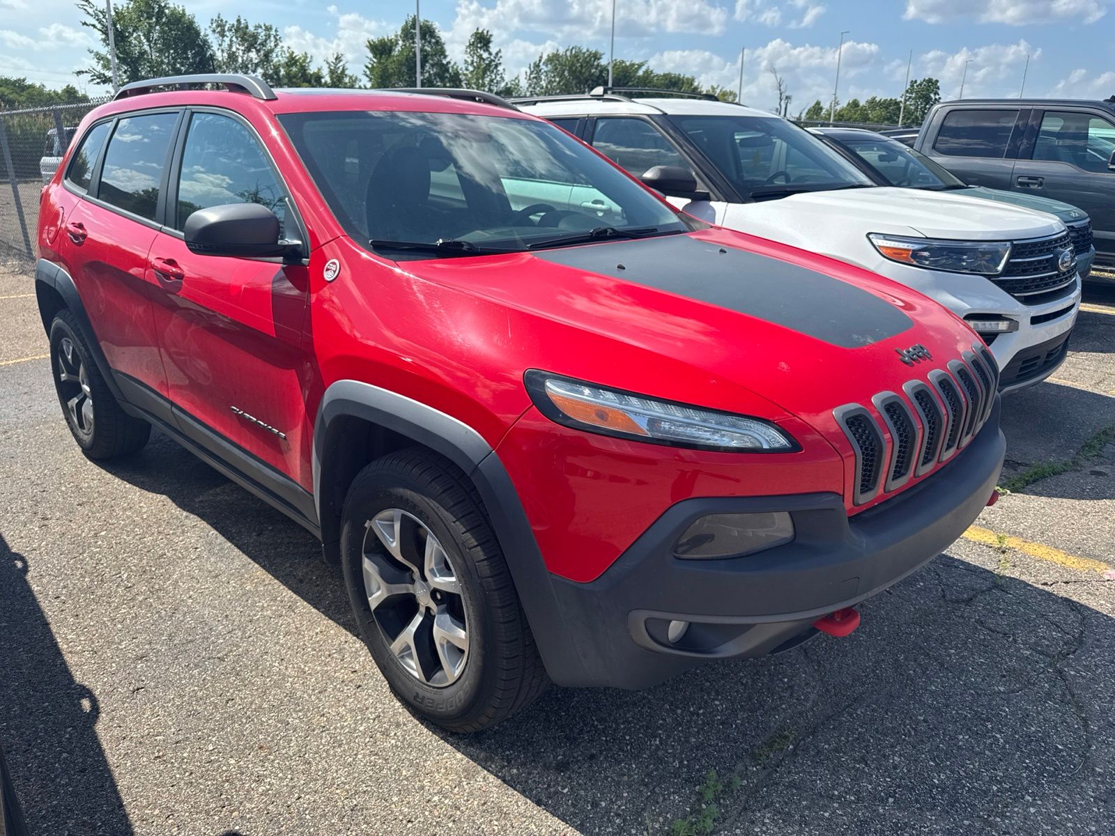 Thumbnail: 2018 Jeep Cherokee - 22