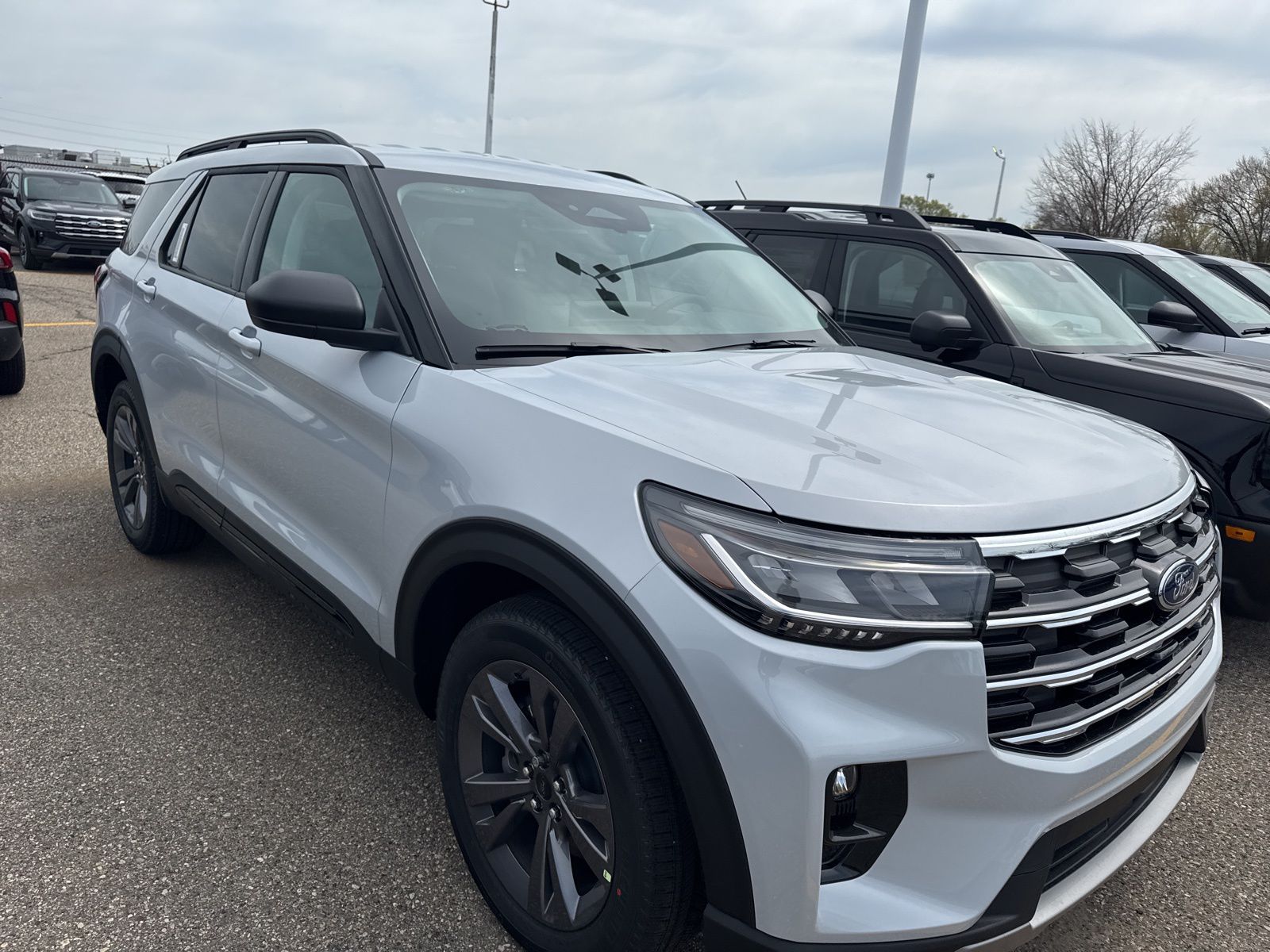 Thumbnail: 2026 Ford Explorer - 25