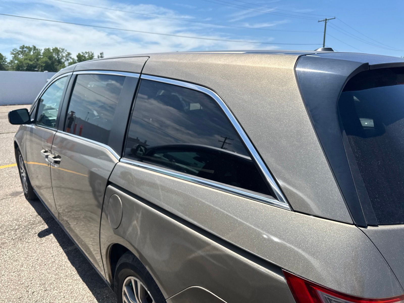 Thumbnail: 2011 Honda Odyssey - 27