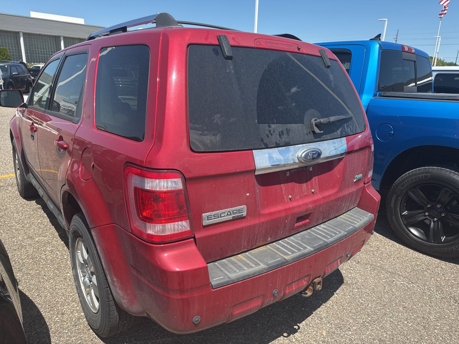Thumbnail: 2011 Ford Escape - 14