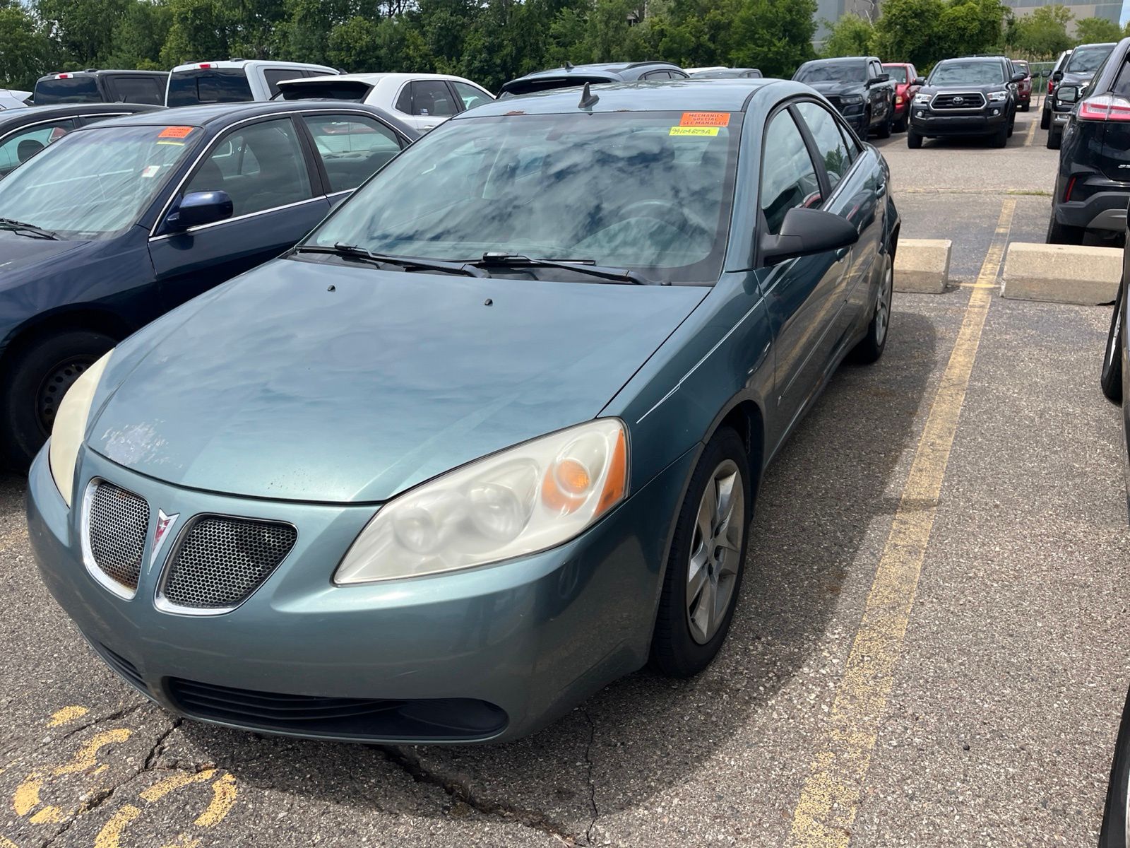 Thumbnail: 2009 Pontiac G6 - 4