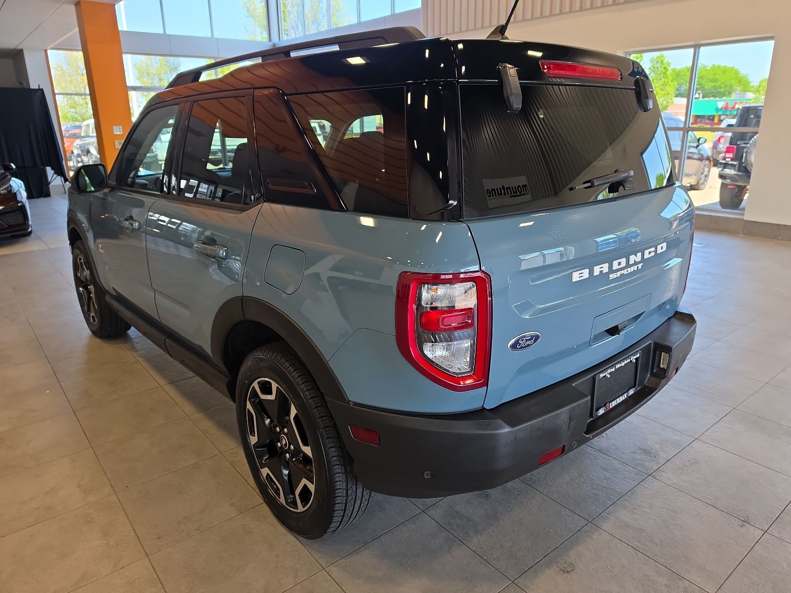 Thumbnail: 2021 Ford Bronco Sport - 11