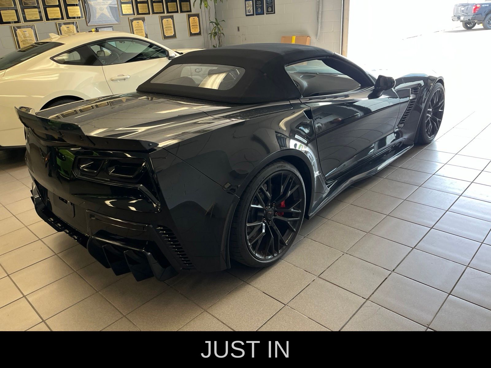 Thumbnail: 2016 Chevrolet Corvette - 13