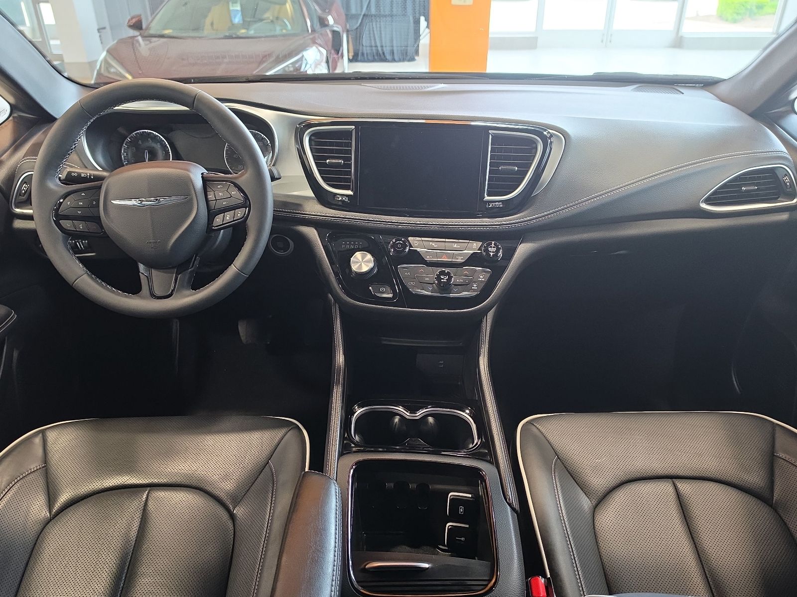 Thumbnail: 2026 Chrysler Pacifica - 35
