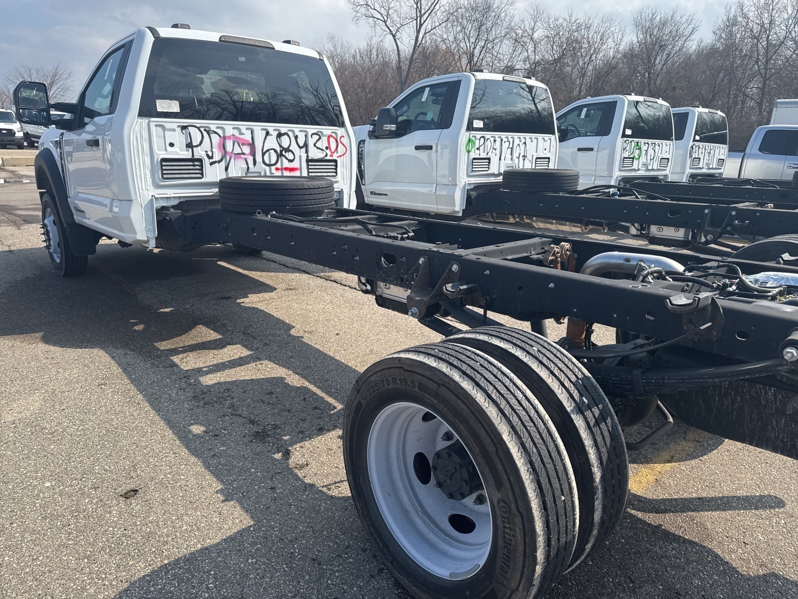 Thumbnail: 2023 Ford F-450 - 23