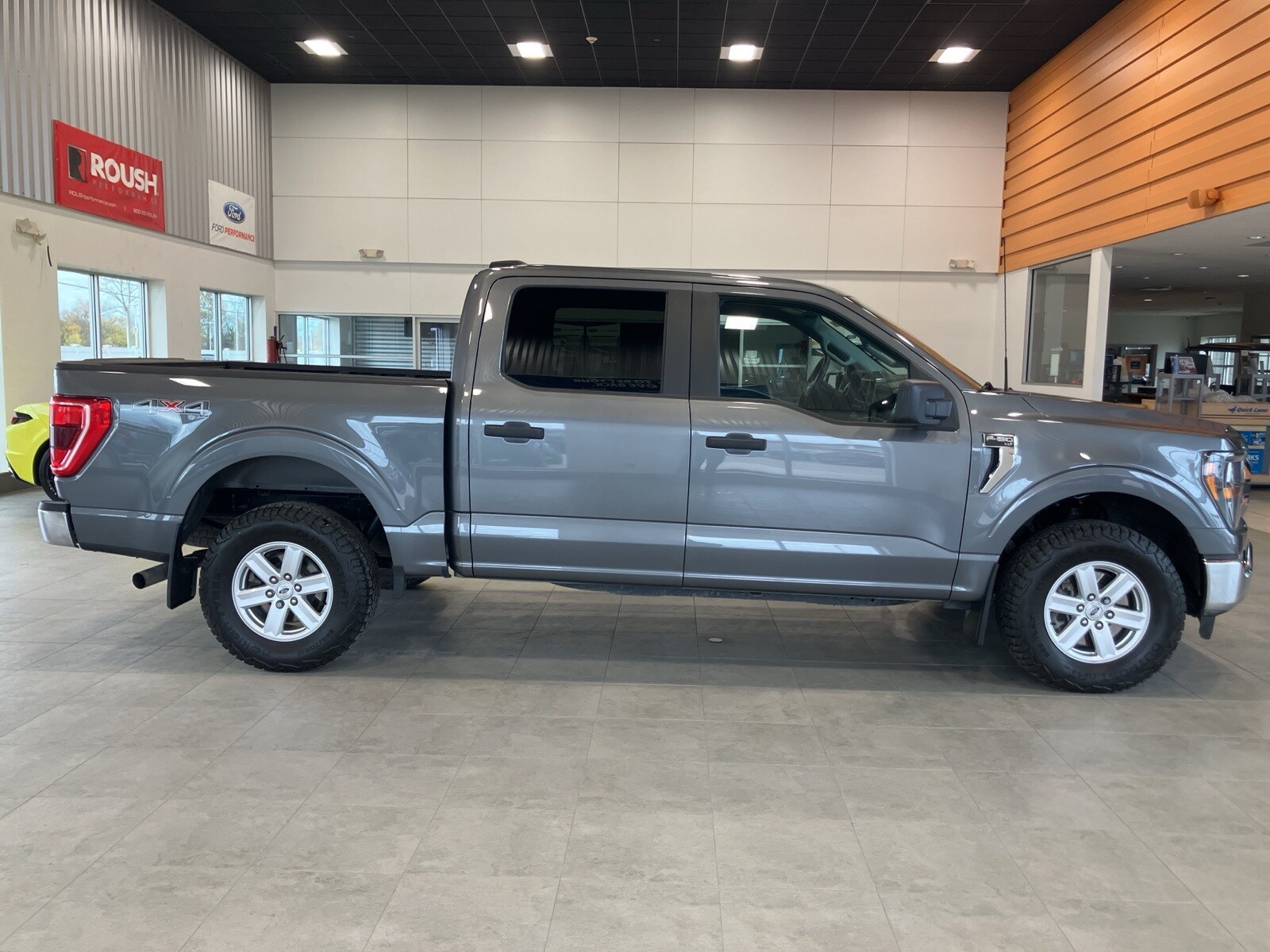 2023 Ford F-150 XLT photo 4