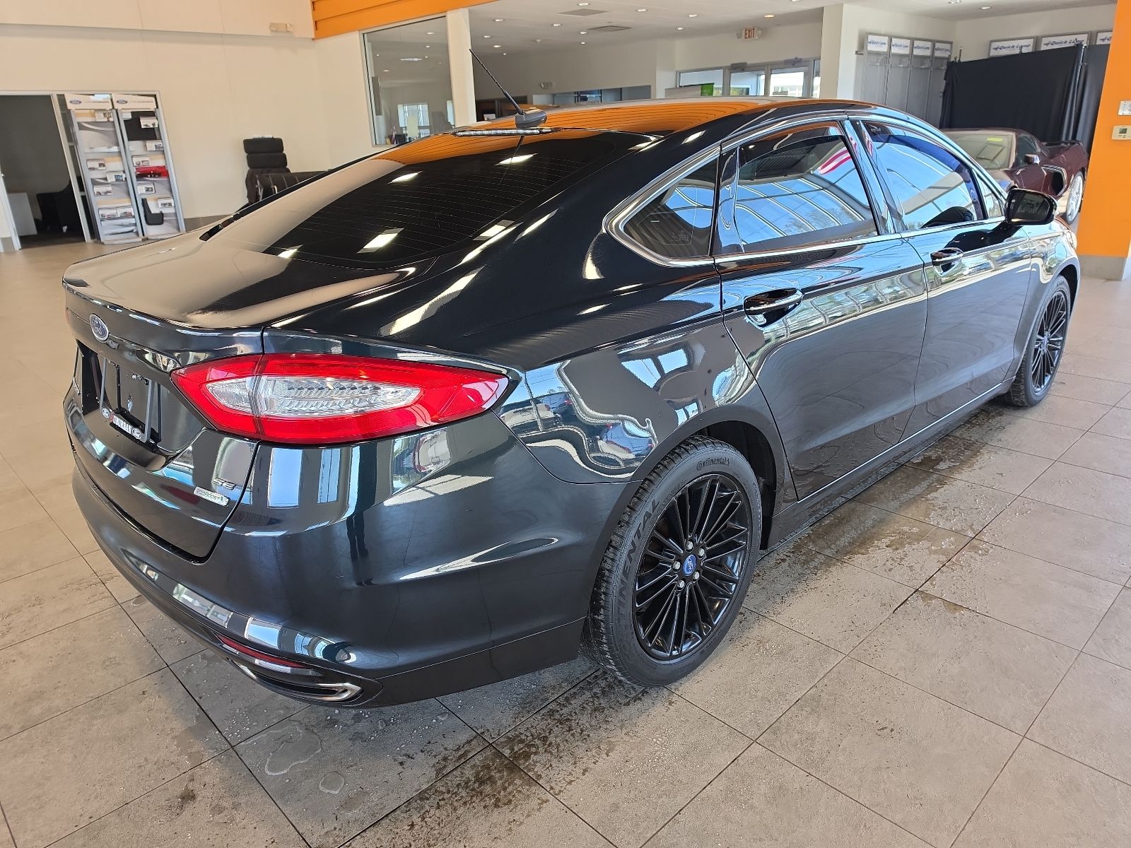 Thumbnail: 2014 Ford Fusion - 14