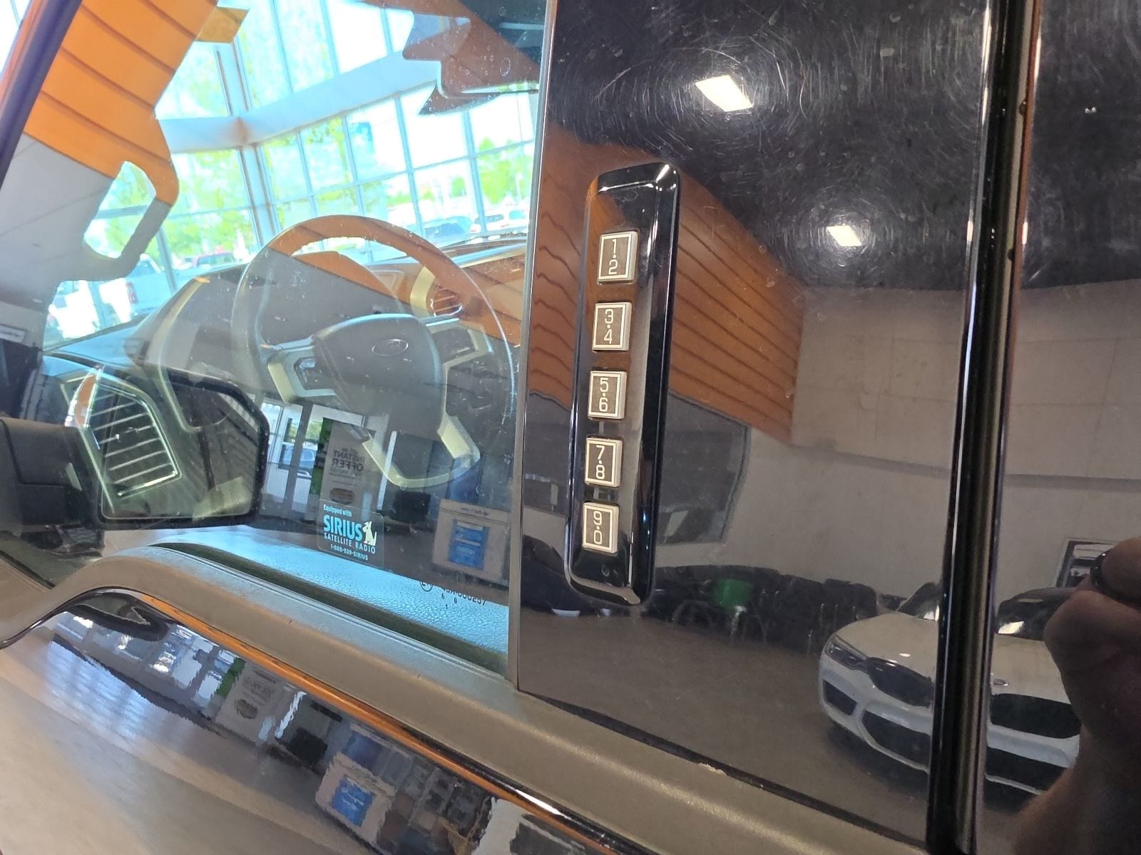 Thumbnail: 2016 Ford F-150 - 14