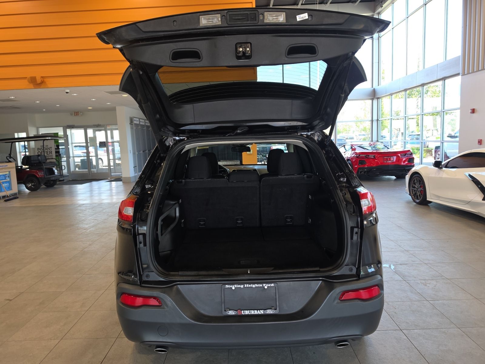 Thumbnail: 2014 Jeep Cherokee - 27