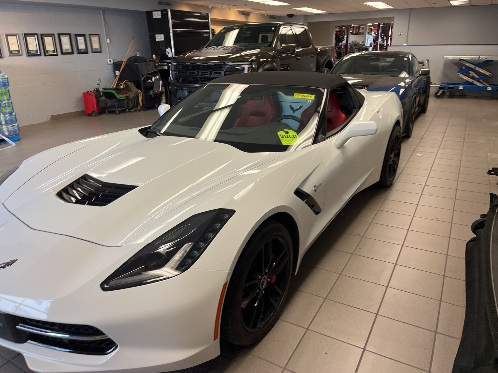 2015 Chevrolet Corvette Stingray Convertible photo 4