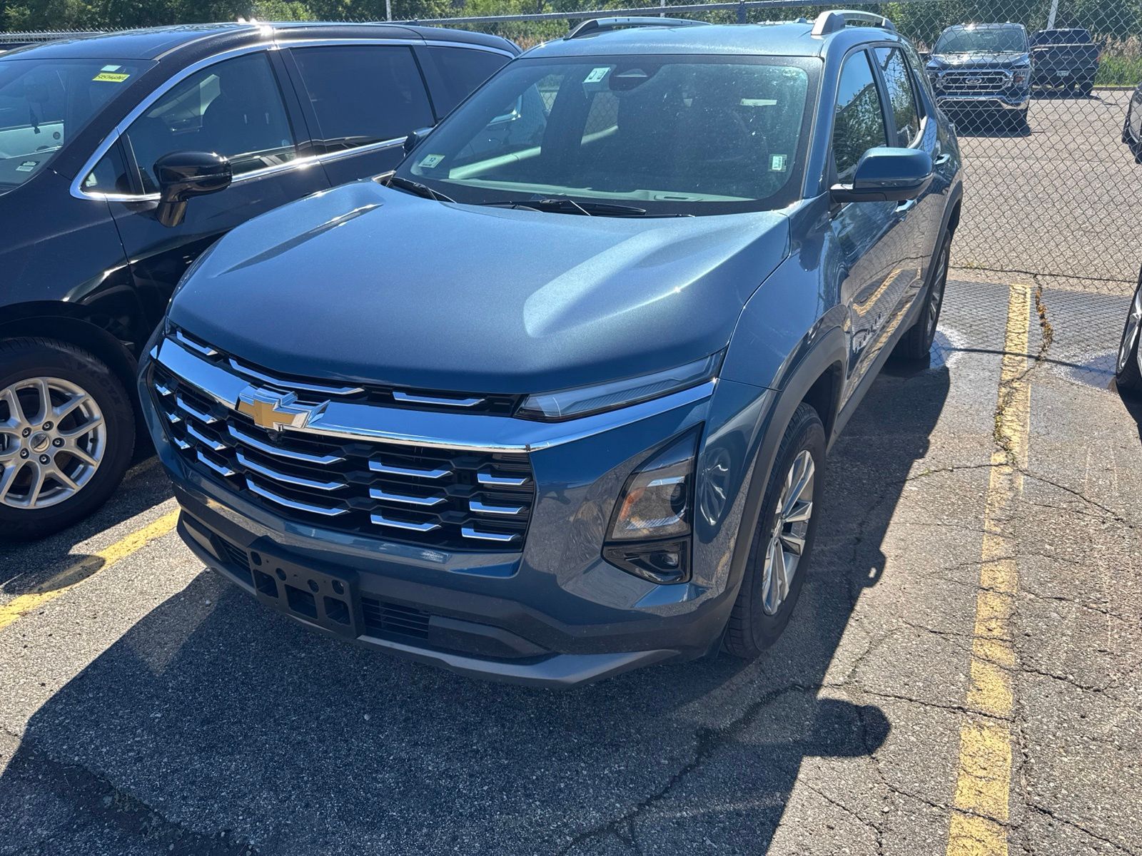 2025 Chevrolet Equinox LT -
                  Sterling Heights, MI