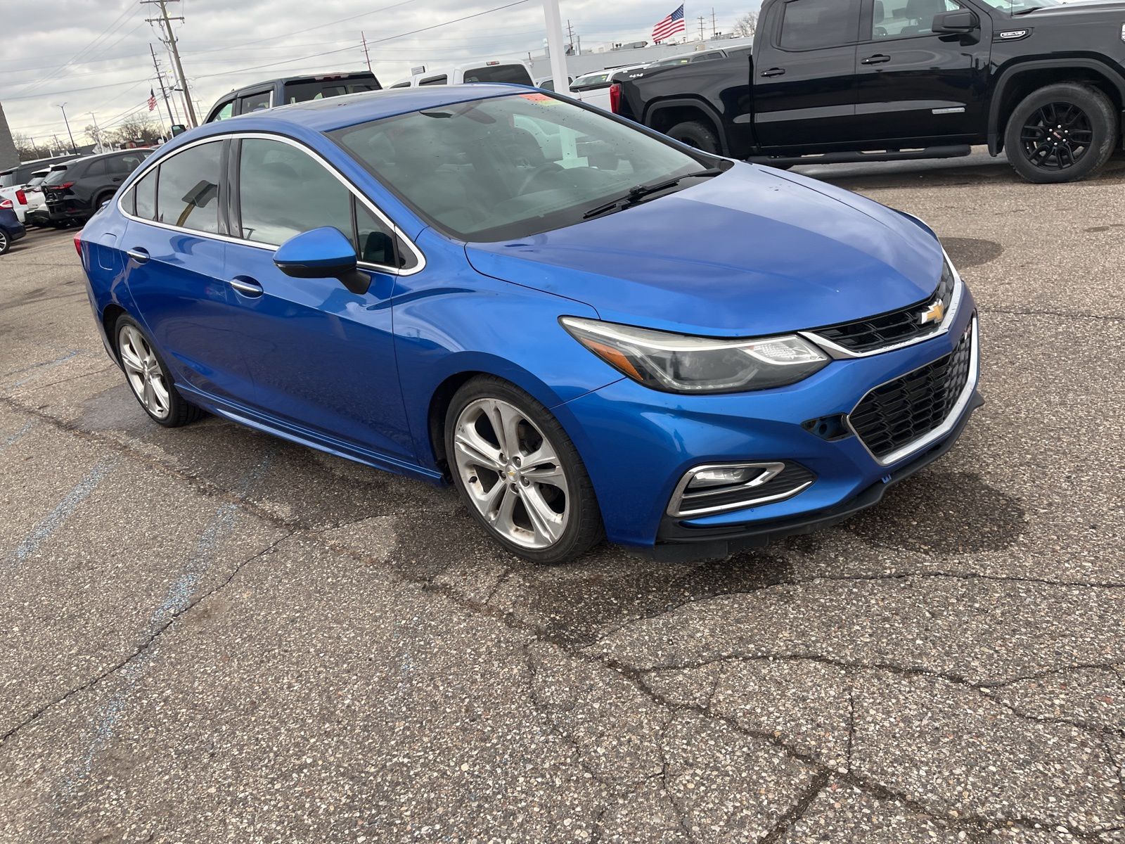 Thumbnail: 2017 Chevrolet Cruze - 19