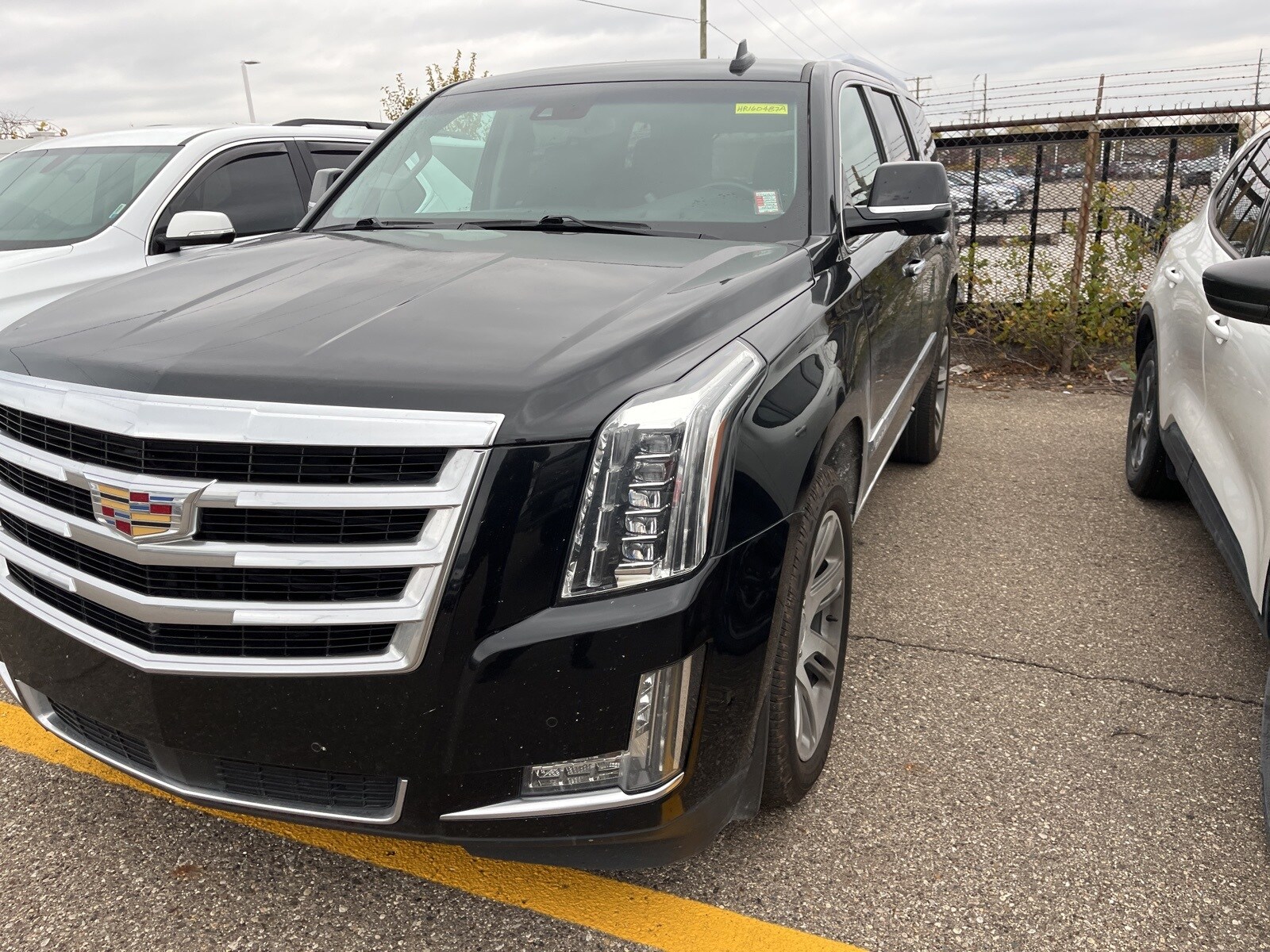 2017 Cadillac Escalade Premium Luxury photo 4