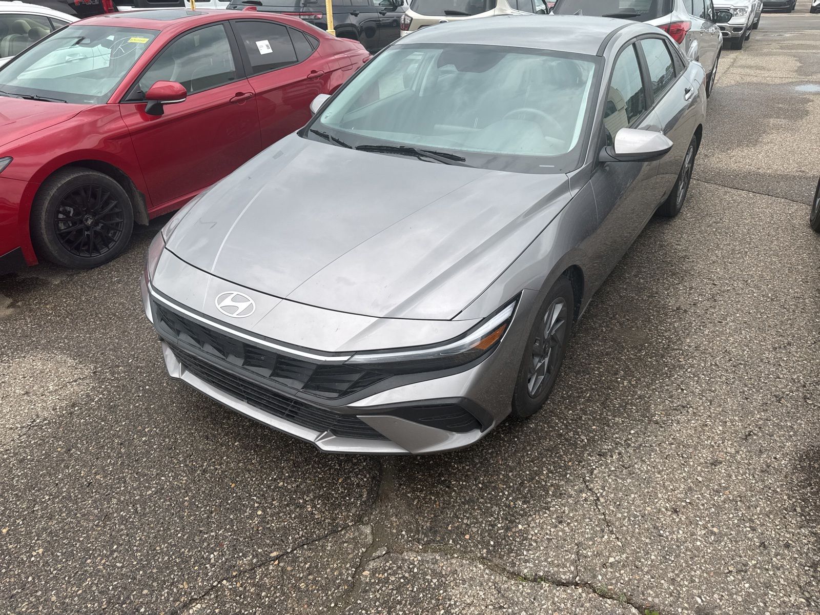 2024 Hyundai Elantra 2.0 SEL IVT's photo
