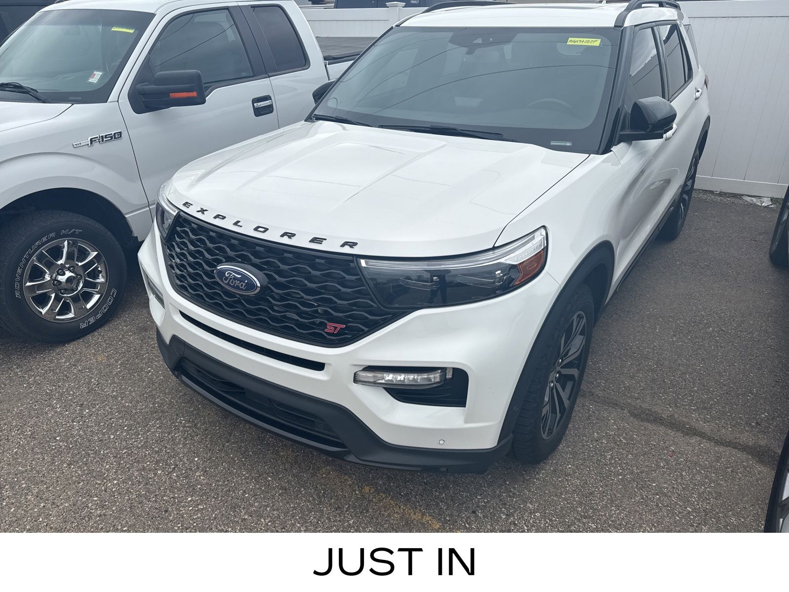 2021 Ford Explorer ST 4WD's photo