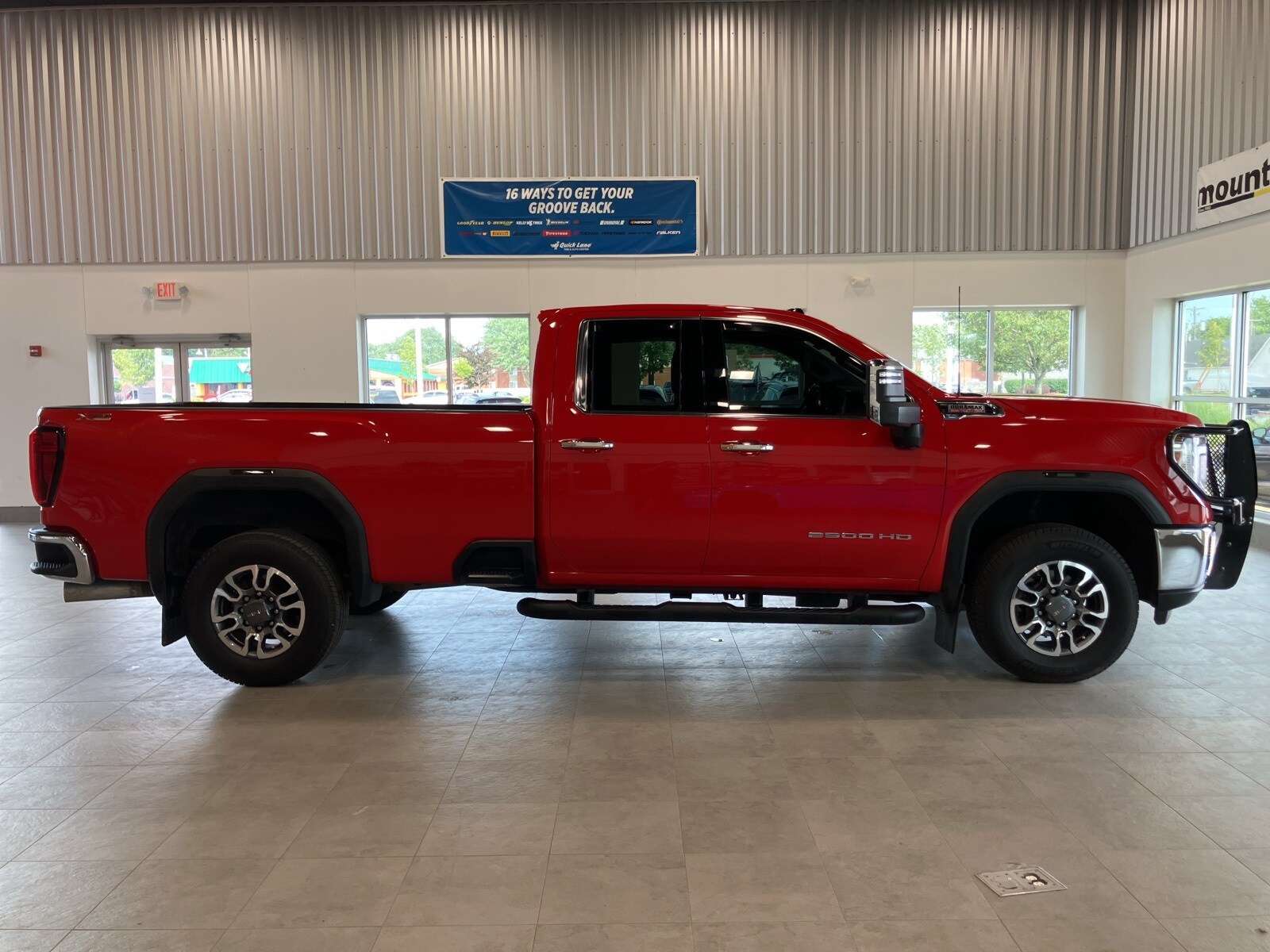 2022 Gmc Sierra HD SLT photo 4