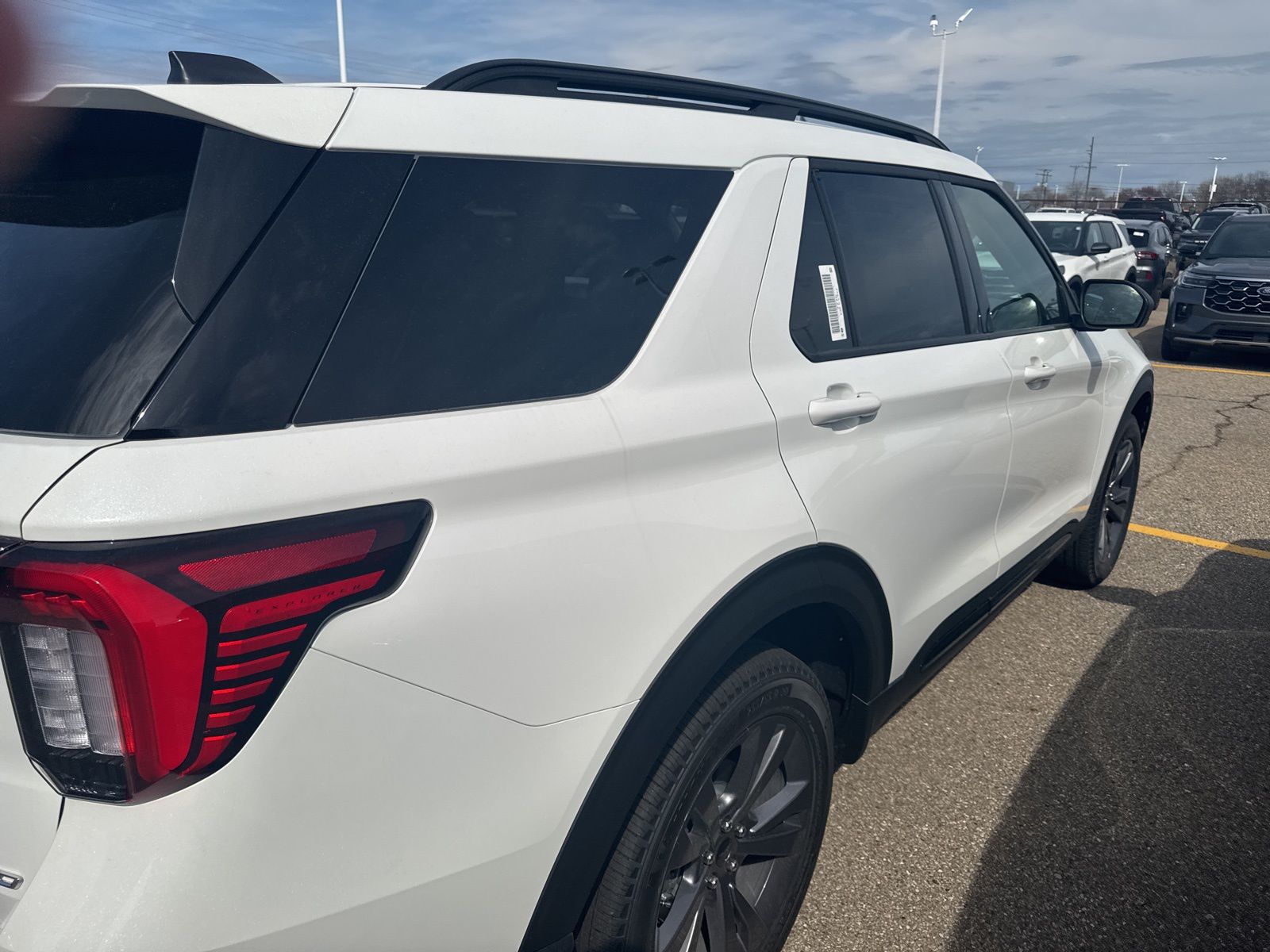 Thumbnail: 2026 Ford Explorer - 9