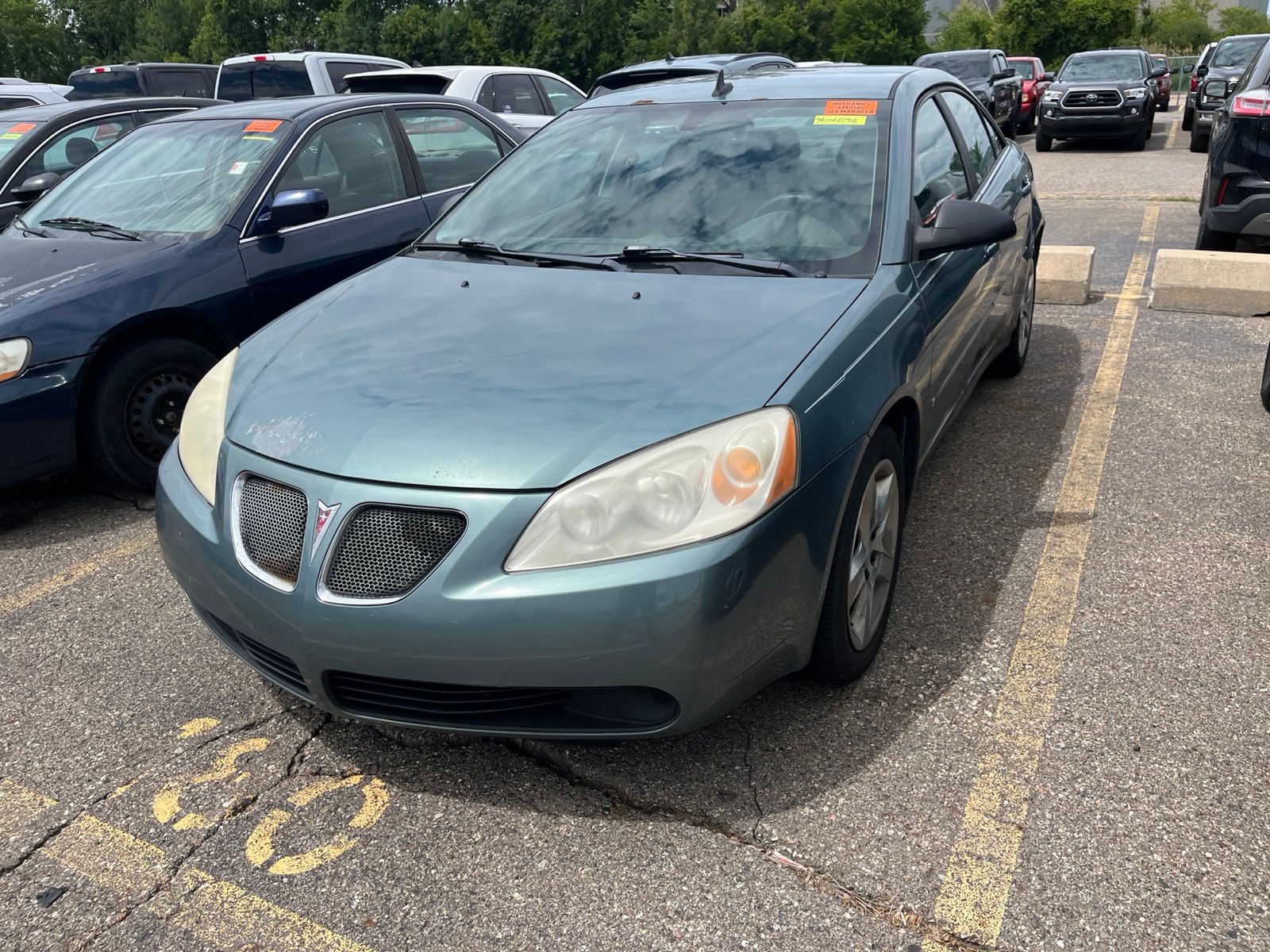 Used 2009 Pontiac G6 G6 with VIN 1G2ZG57B194104823 for sale in Sterling Heights, MI