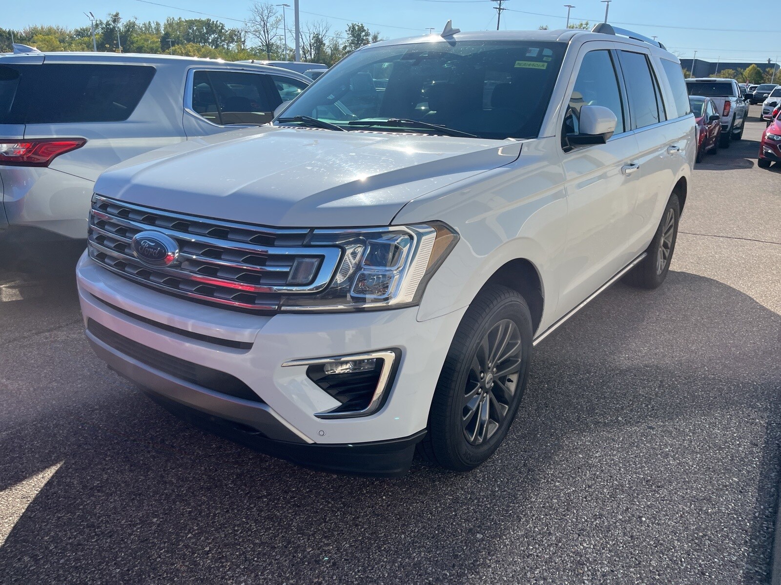 2021 Ford Expedition Limited photo 2