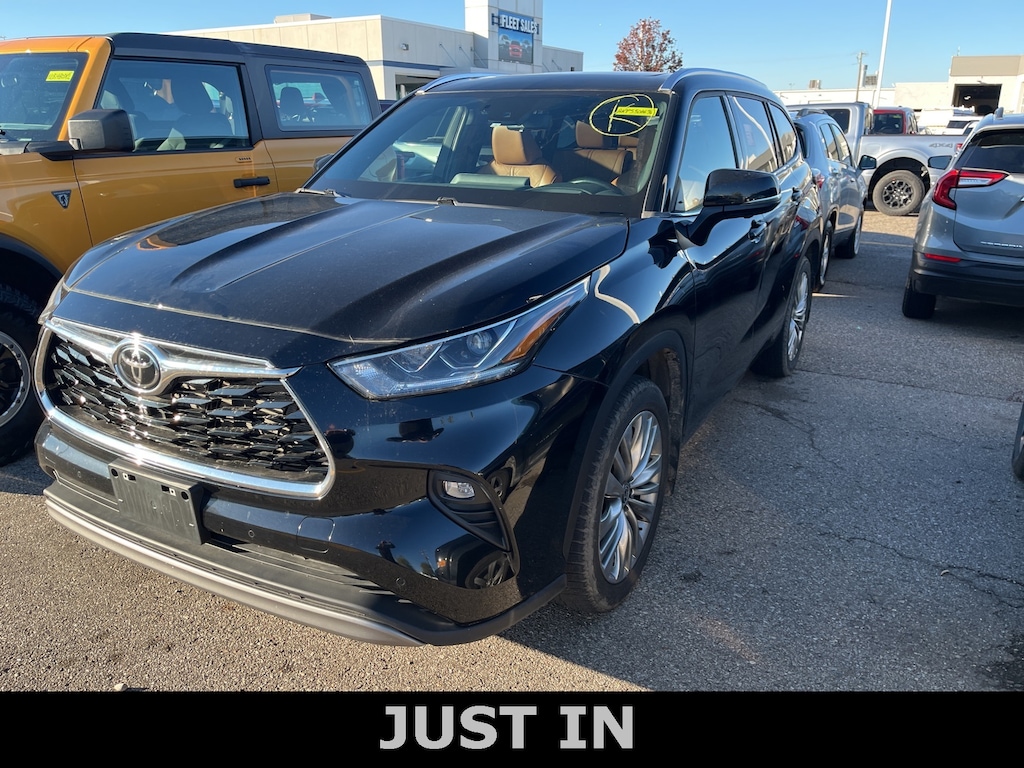 Used 2023 Toyota Highlander Platinum SUV