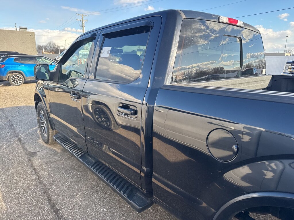Used 2019 Ford F-150 XLT Truck