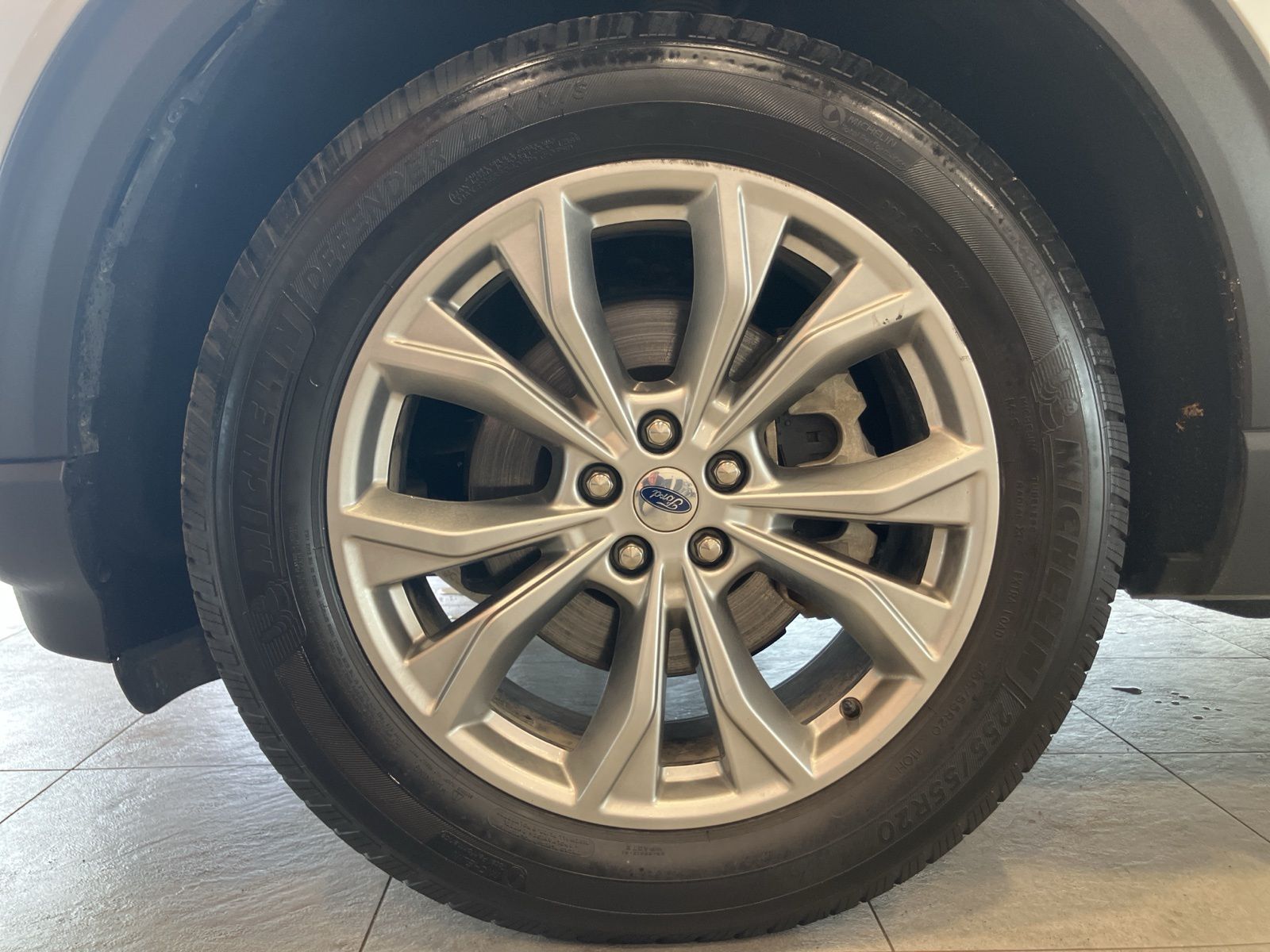 Thumbnail: 2020 Ford Explorer - 9