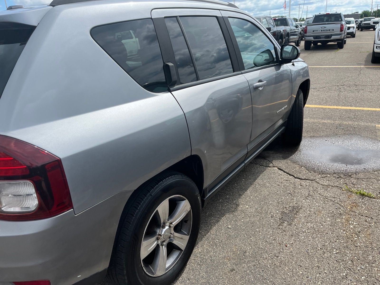 Thumbnail: 2016 Jeep Compass - 15