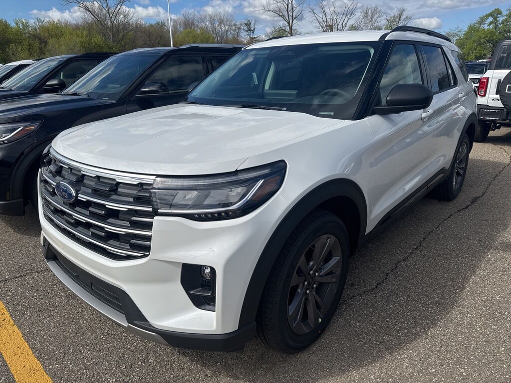 New 2026 Ford Explorer Active SUV