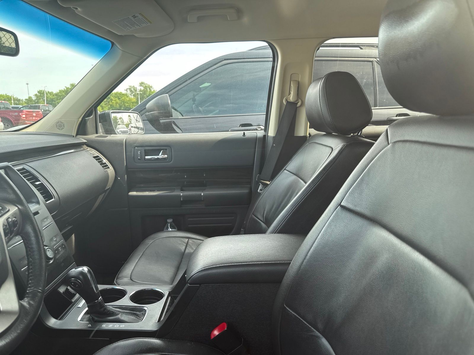 Thumbnail: 2019 Ford Flex - 30