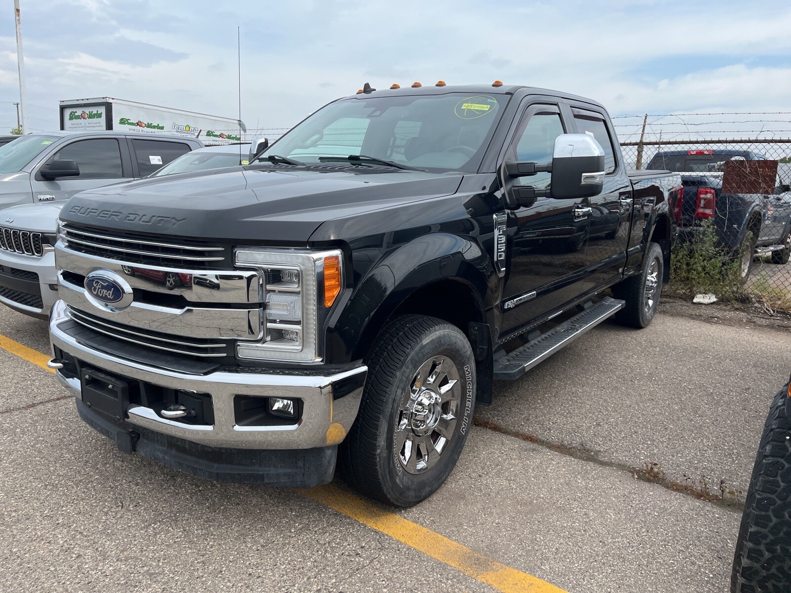 2019 Ford F-350 photo 2