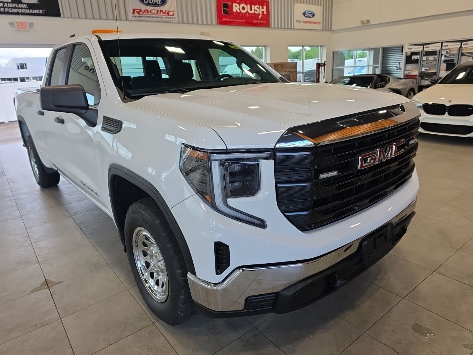Thumbnail: 2023 GMC Sierra 1500 - 5