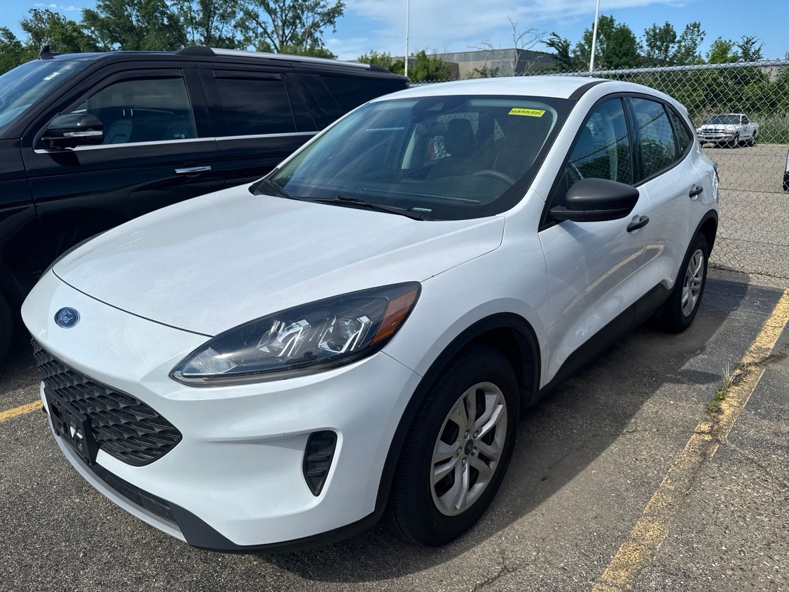 Thumbnail: 2022 Ford Escape - 15