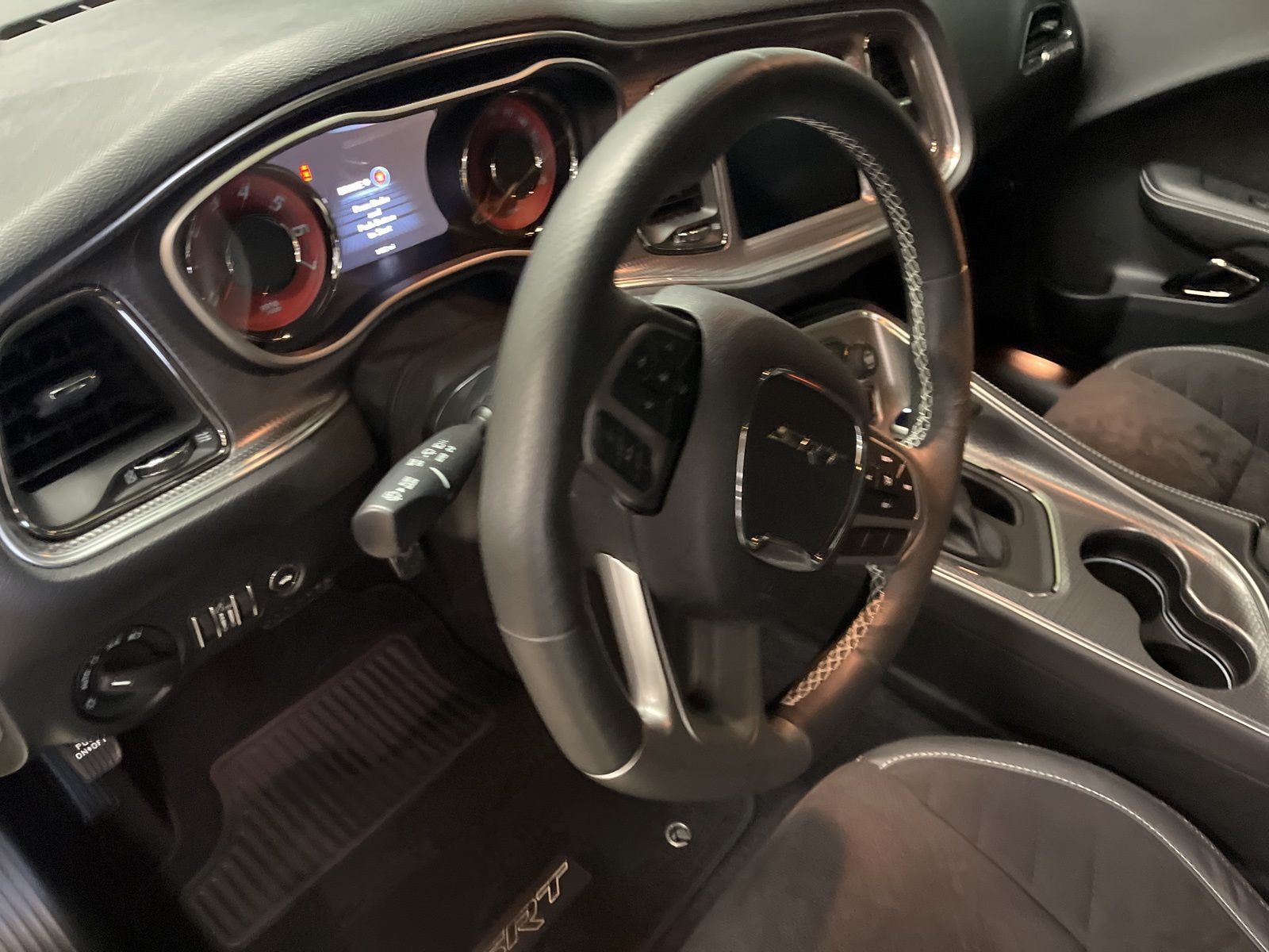 Thumbnail: 2019 Dodge Challenger - 25