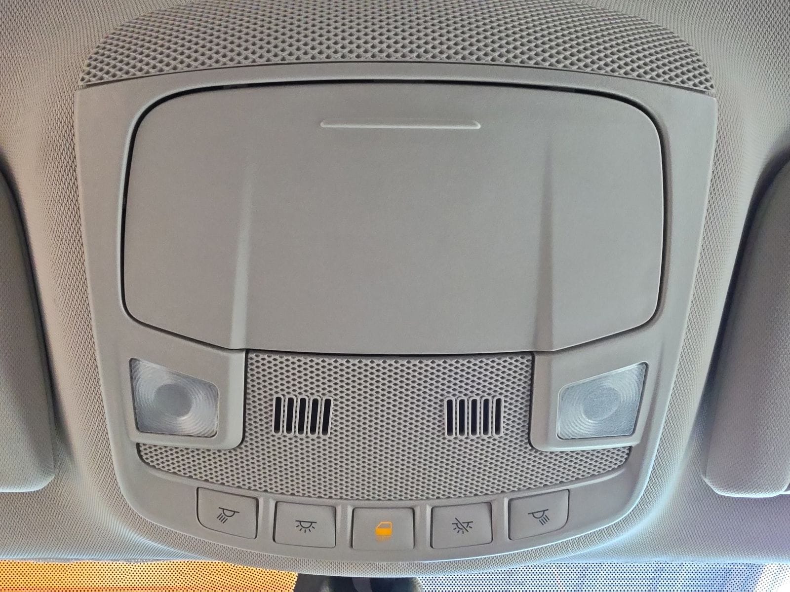 Thumbnail: 2014 Ford Fusion - 33