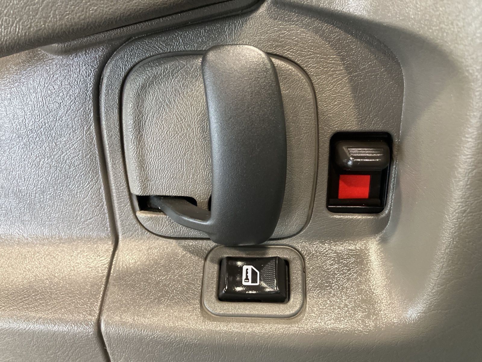 Thumbnail: 2015 Chevrolet Express - 11