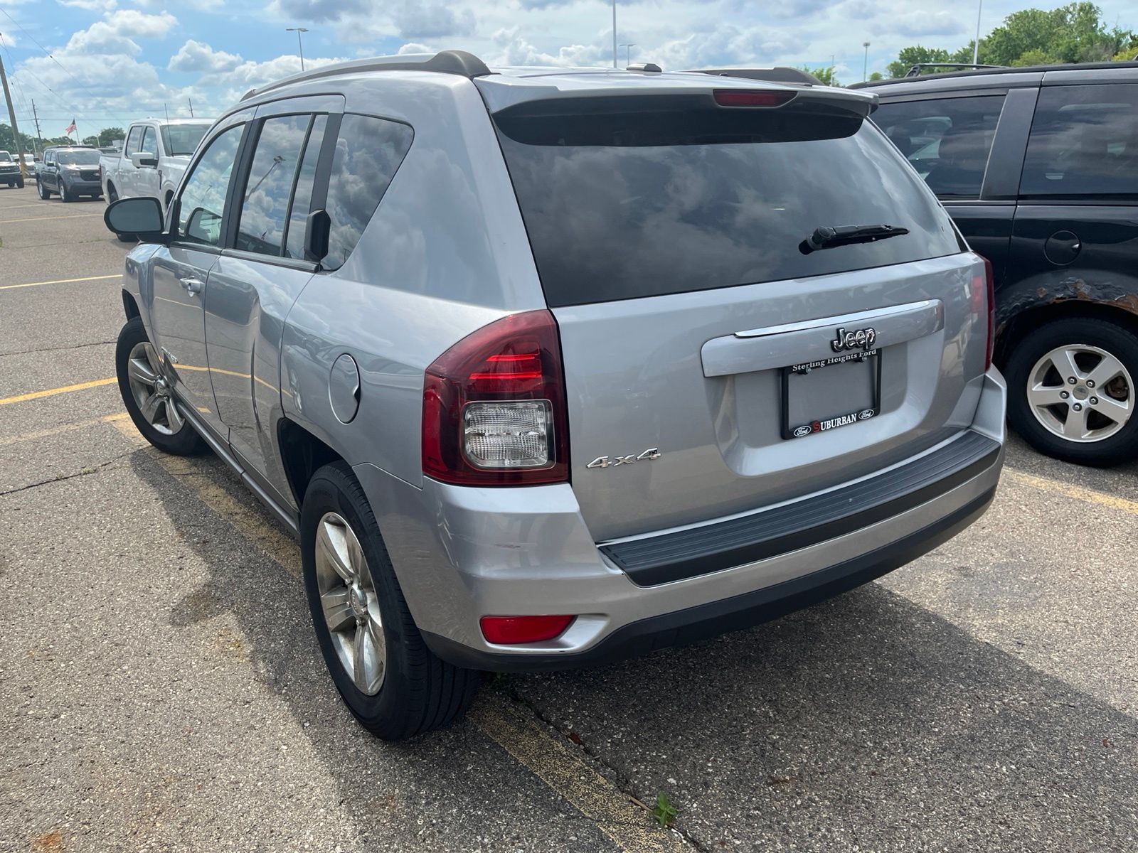 Thumbnail: 2016 Jeep Compass - 11