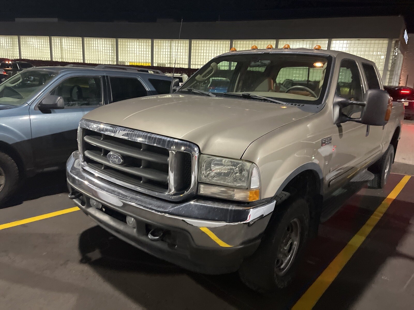 2003 Ford F-350 photo 3