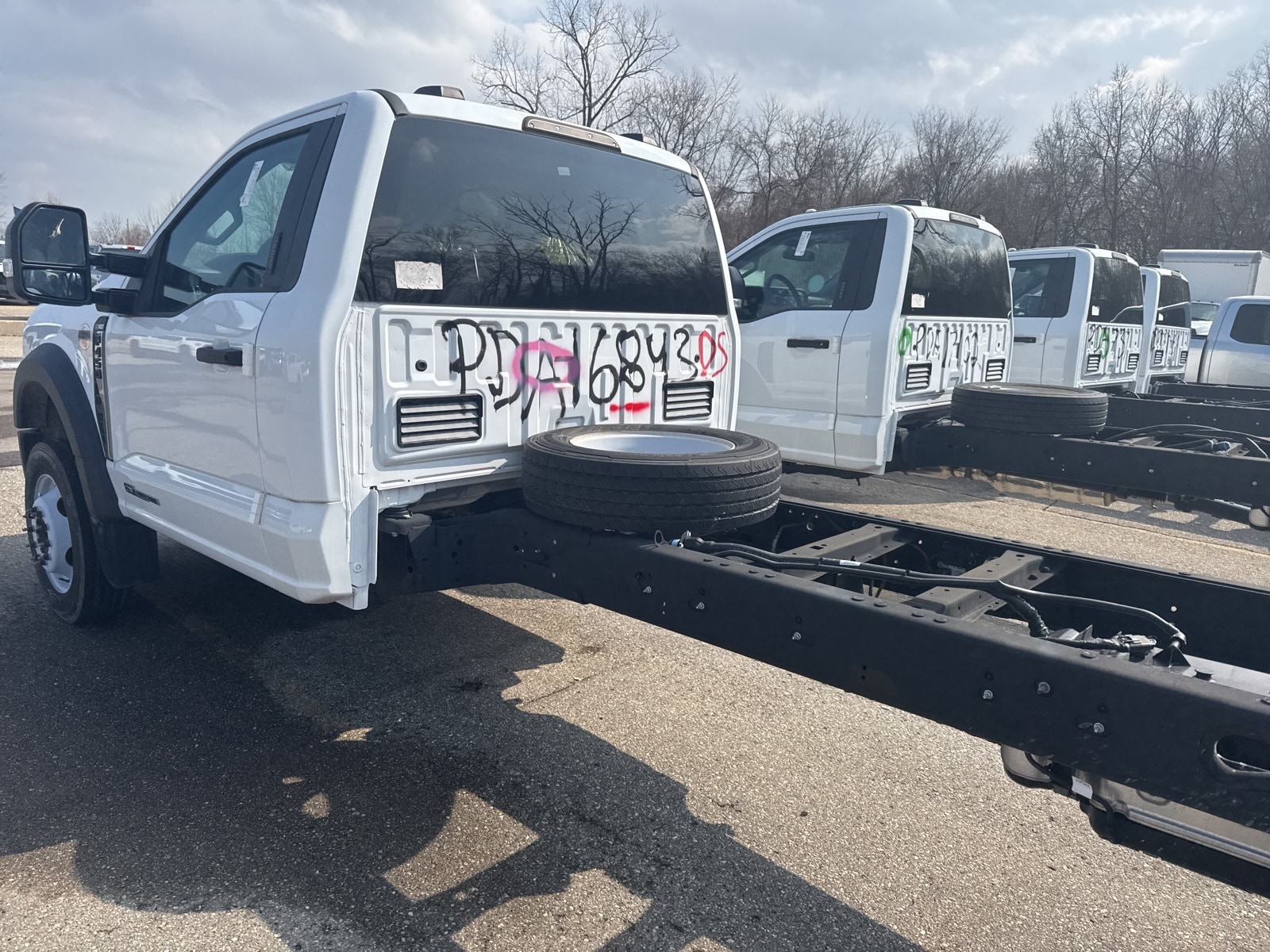 Thumbnail: 2023 Ford F-450 - 6