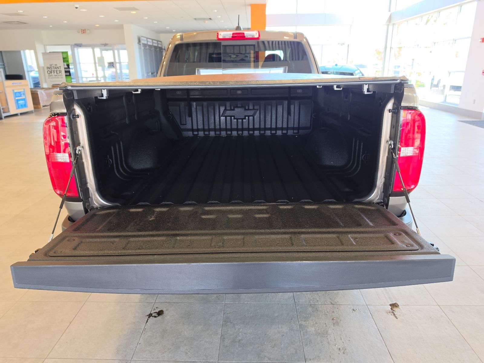 Thumbnail: 2016 Chevrolet Colorado - 30