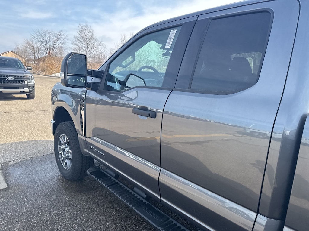New 2025 Ford F-250SD XLT Truck