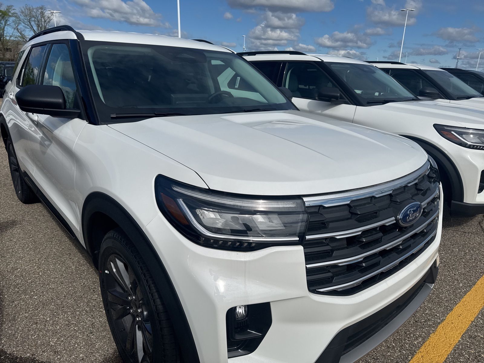 Thumbnail: 2026 Ford Explorer - 21